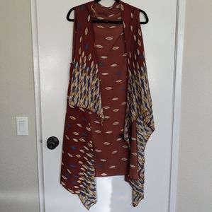 Feather Patterned Cover Up / Vest